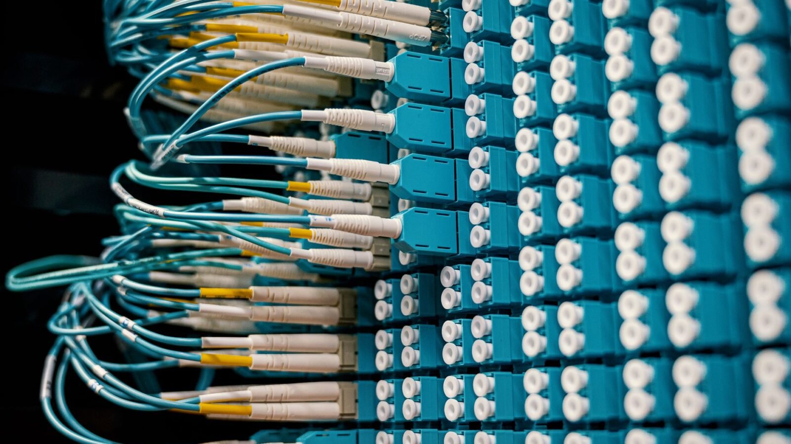 DMVPN Phase 2 Configuration on Cisco IOS-XE: Spoke-to-Spoke Tunnels Explained