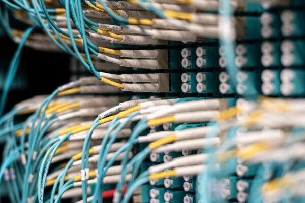 Cisco SNMP v3 on IOS-XE: Secure Configuration, LibreNMS Integration, and Grafana Dashboards