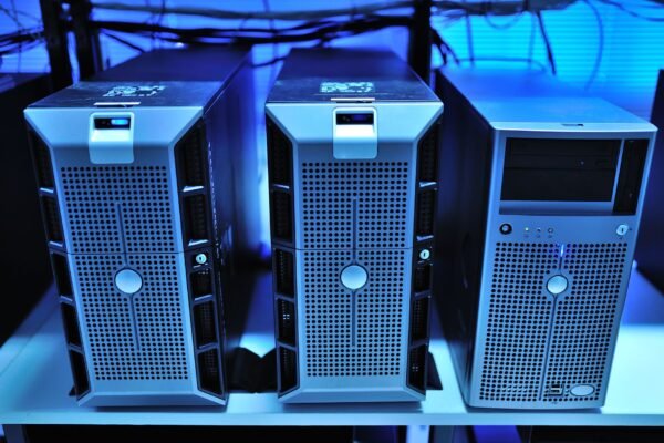 Authentik on Docker: Self-Hosted Single Sign-On for Your Homelab