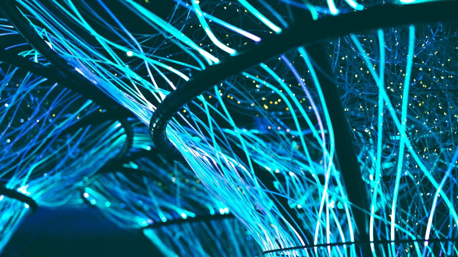 MPLS L3VPN on Cisco IOS-XE: VRF, MP-BGP, and LDP Configuration Guide
